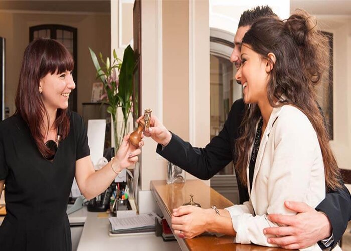 B&iacute; quyết để trở th&agrave;nh nh&acirc;n vi&ecirc;n lễ t&acirc;n giỏi