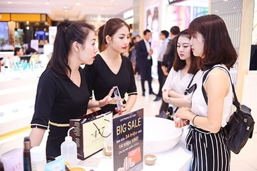 C&ocirc;ng việc của nh&acirc;n vi&ecirc;n tư vấn b&aacute;n h&agrave;ng