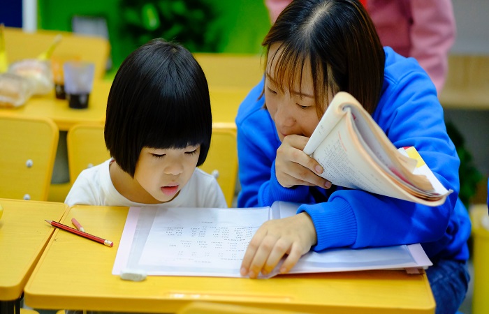 Gi&aacute;o vi&ecirc;n tiếng Nhật 
