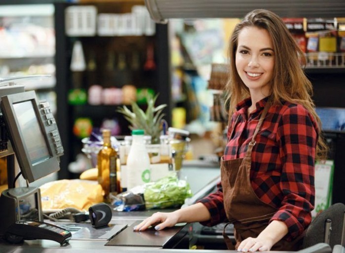 Nh&acirc;n vi&ecirc;n thu ng&acirc;n