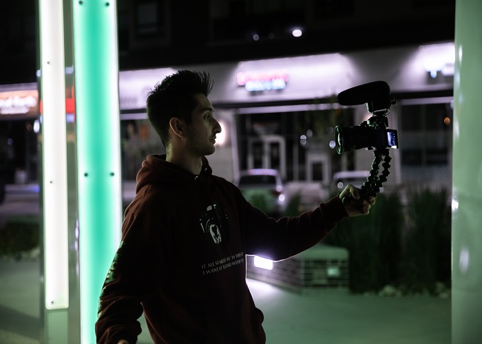 Vlogger là gì