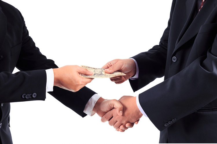 C&oacute; c&aacute;ch xử l&yacute; t&igrave;nh huống tốt, bạn ho&agrave;n to&agrave;n c&oacute; thể đ&ograve;i hỏi cấp tr&ecirc;n tăng lương trong m&igrave;nh