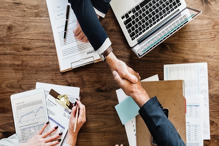 Hợp tác kinh doanh - Chọn người hiền tài mới có thể đi xa