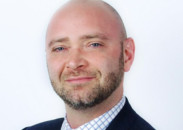 Julian Zilberbrand - Gi&aacute;m đốc kỹ thuật số tại Starcom MediaVest Group