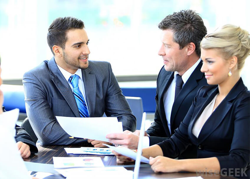 Tìm hiểu vị trí sales executive trong nhà hàng, khách sạn