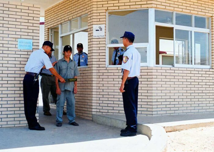 Tổng hợp quy định kiểm soát nhân viên, khách ra vào cổng dành cho doanh nghiệp