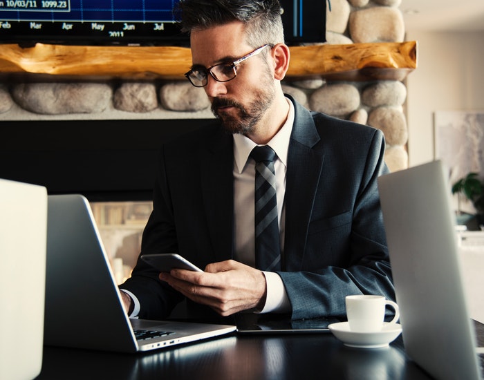 Các quyền hạn mà chuyên viên đào tạo nội bộ được hưởng trong doanh nghiệp