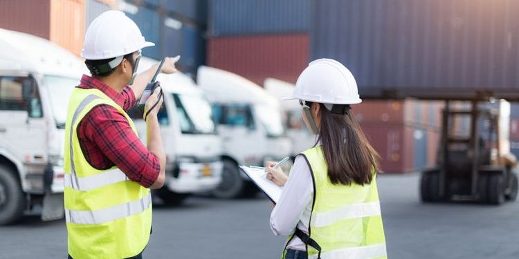 Mẫu đánh giá nhân viên phòng xuất nhập khẩu