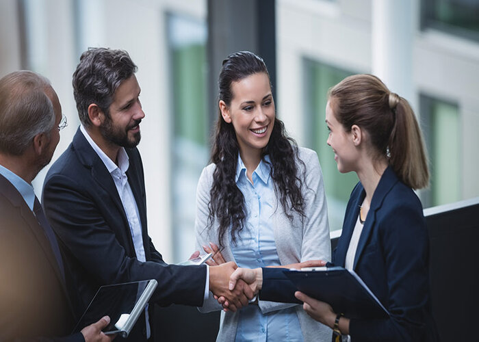 Mối quan hệ giữa gi&aacute;m đốc b&aacute;n h&agrave;ng v&agrave; đại diện b&aacute;n h&agrave;ng
