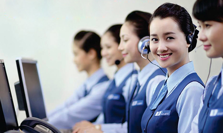 Nh&acirc;n vi&ecirc;n trực tổng đ&agrave;i l&agrave; g&igrave;
