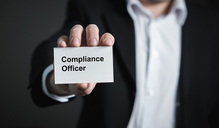 Compliance l&agrave; g&igrave;?