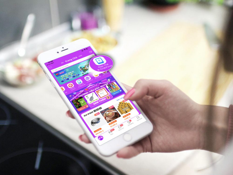 Grab bắt tay với Lazada