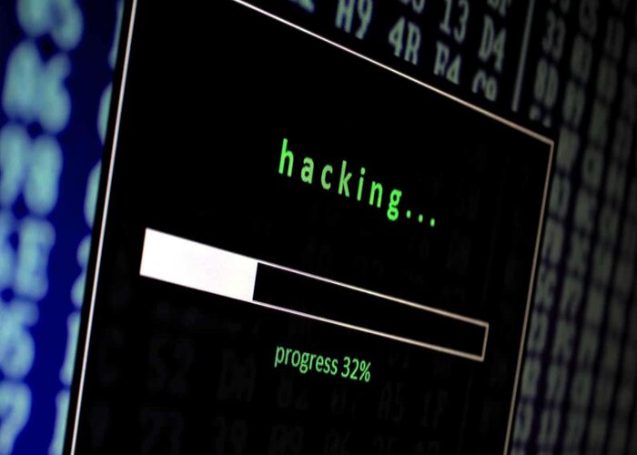 Hacker l&agrave; g&igrave;?