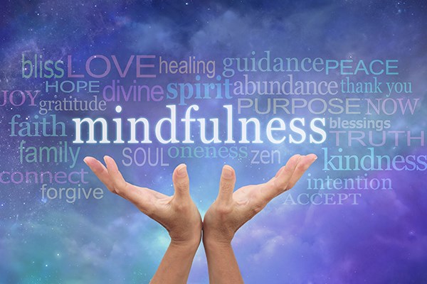 Mindfulness là gì? 8 lời khuyên để thực hành chánh niệm như bậc thầy về thiền