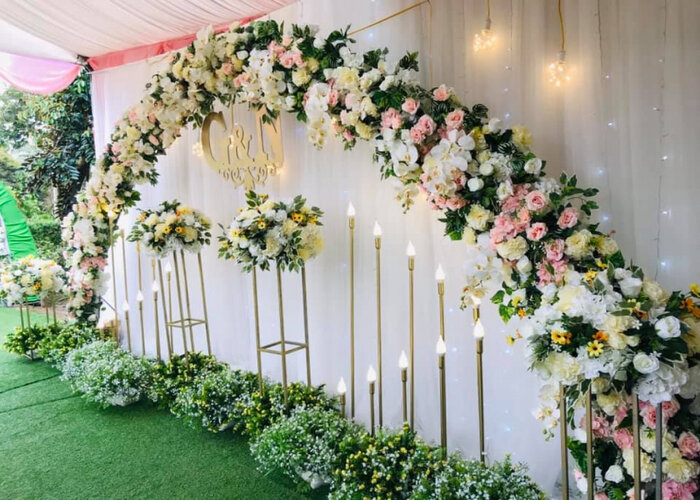 Ý tưởng kinh doanh độc đáo - Dịch vụ hoa trang trí