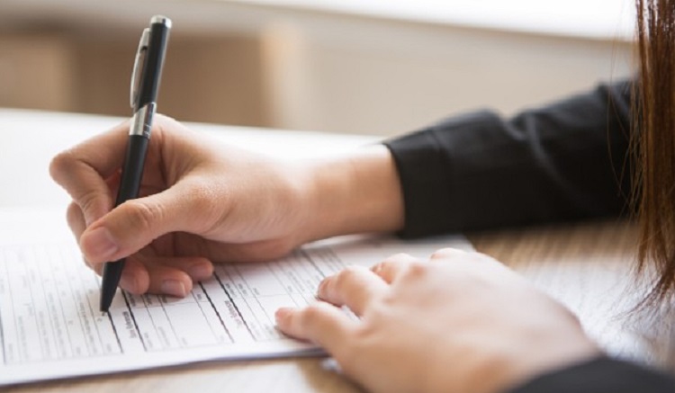 Cv tr&igrave;nh b&agrave;y cẩu thả sai ch&iacute;nh tả