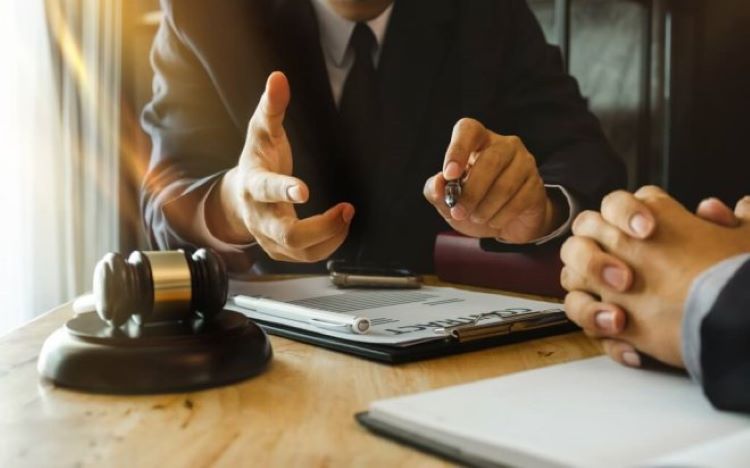 Rất nhiều c&ocirc;ng ty nước ngo&agrave;i cần nh&acirc;n c&ocirc;ng Việt Nam trong việc t&igrave;m hiểu luật kinh doanh tại nơi n&agrave;y