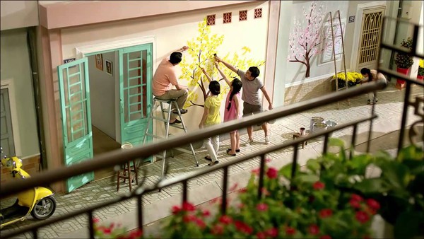 Lau dọn nh&agrave; cửa trong dịp tết cổ truyền