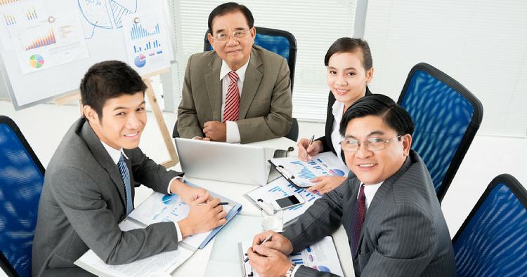 lưu &yacute; khi tuyển dụng nh&acirc;n sự lớn tuổi