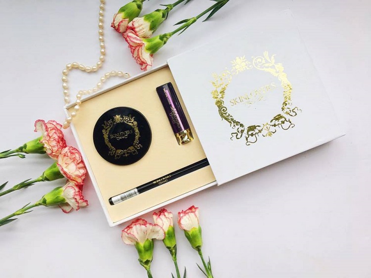 Tặng mỹ phẩm nh&acirc;n ng&agrave;y 8/3