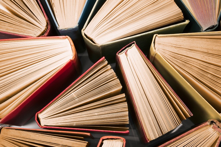Reference l&agrave; g&igrave; trong c&aacute;c b&agrave;i viết học thuật