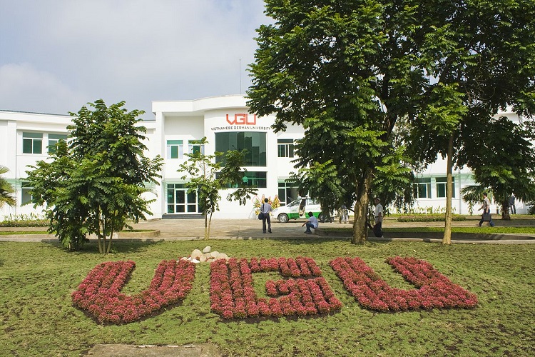 dai hoc viet duc