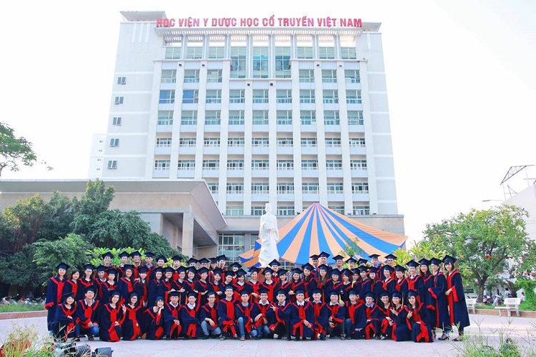 môi trường đào tạo của học viện y học cổ truyền