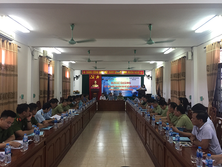 Top 10 l&yacute; do bạn n&ecirc;n chọn theo học Khoa Luật - ĐHQGHN
