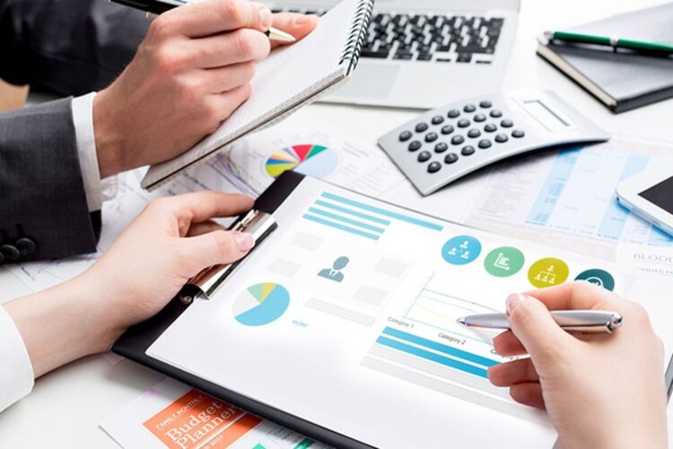 Các yếu tố quyết định giá trị vốn hóa thị trường của một doanh nghiệp