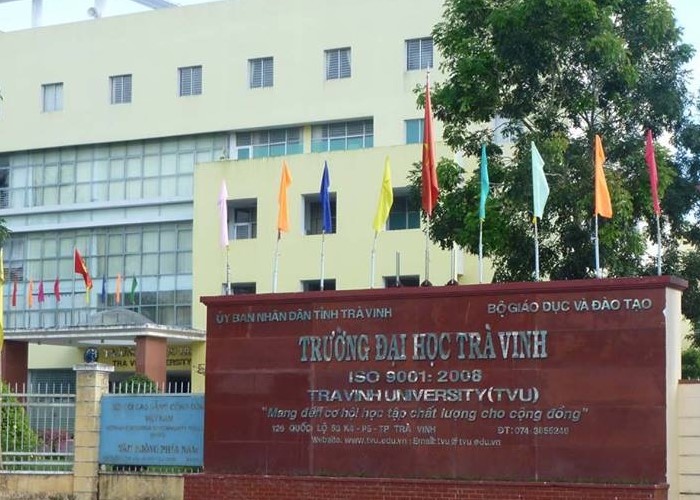 Trường Đại học Tr&agrave; Vinh (DVT) l&agrave; trường đại học c&ocirc;ng lập