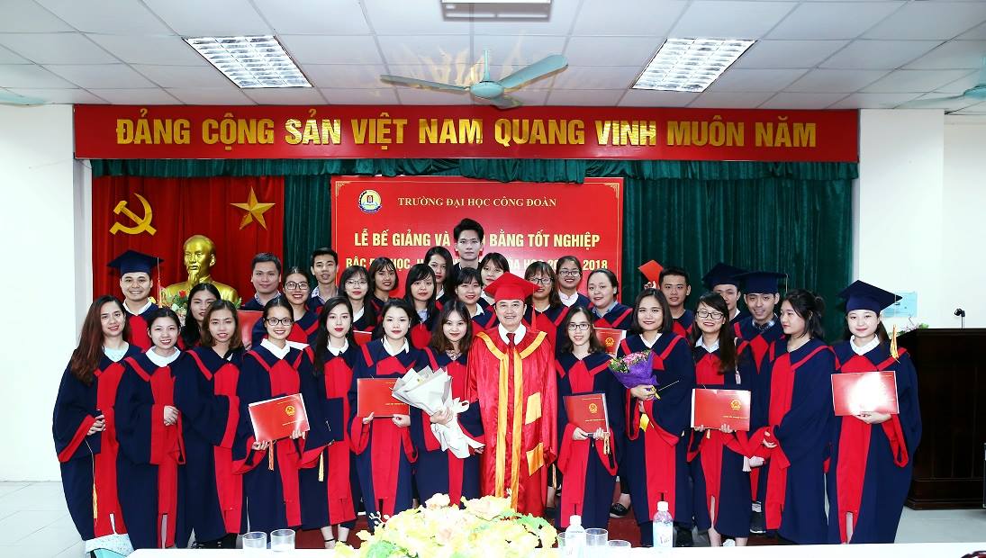Sinh vi&ecirc;n Đại học C&ocirc;ng đo&agrave;n tốt nghiệp ra trường l&agrave;m g&igrave;?