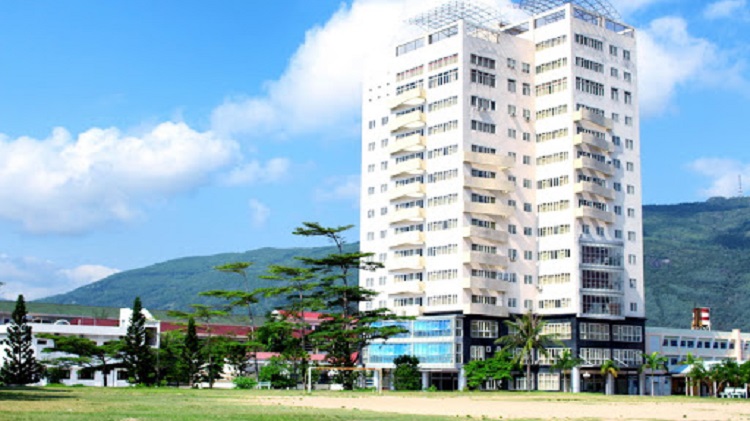 Trường đại học Quy Nhơn - C&oacute; đủ sức để thu h&uacute;t sinh vi&ecirc;n?&nbsp;