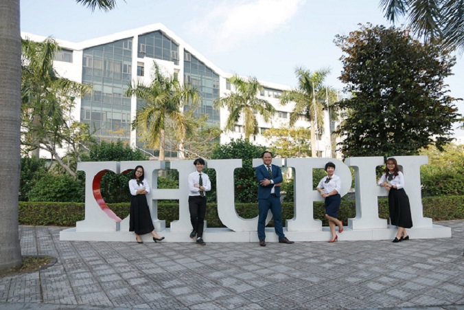 Đội ngũ giảng vi&ecirc;n của Đại học Y tế C&ocirc;ng cộng l&agrave; c&aacute;c giảng vi&ecirc;n trẻ, năng động,