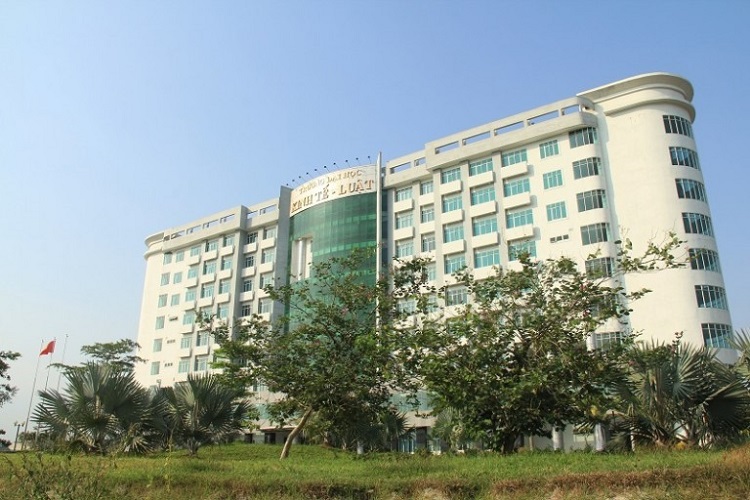 t&ograve;a nh&agrave; điều h&agrave;nh v&agrave; học tập trường đại học kinh tế luật tp hcm