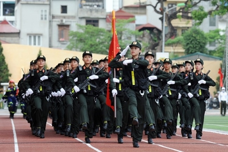 những b&ocirc;ng hậu của học viện cảnh s&aacute;t nh&acirc;n d&acirc;n