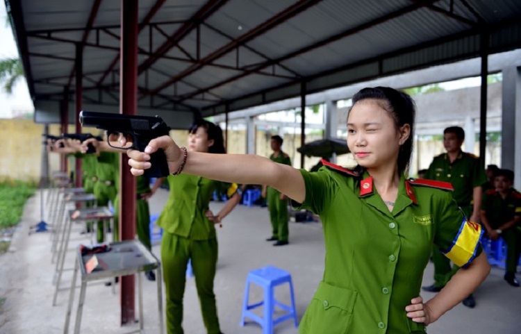 trường bắn thực địa