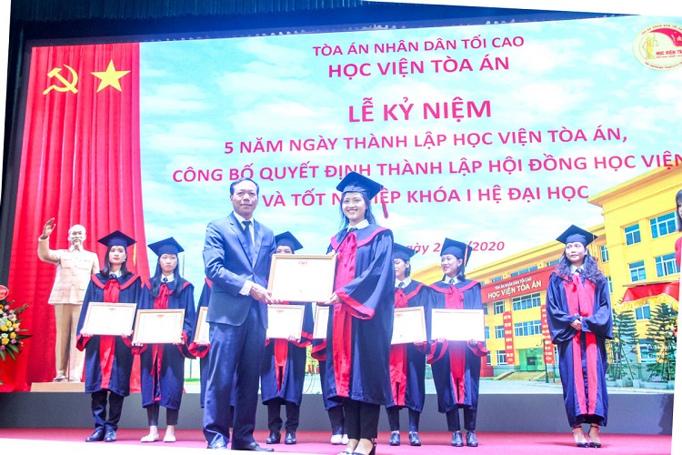 học tại học viện tòa án nhân dân có dễ xin việc không