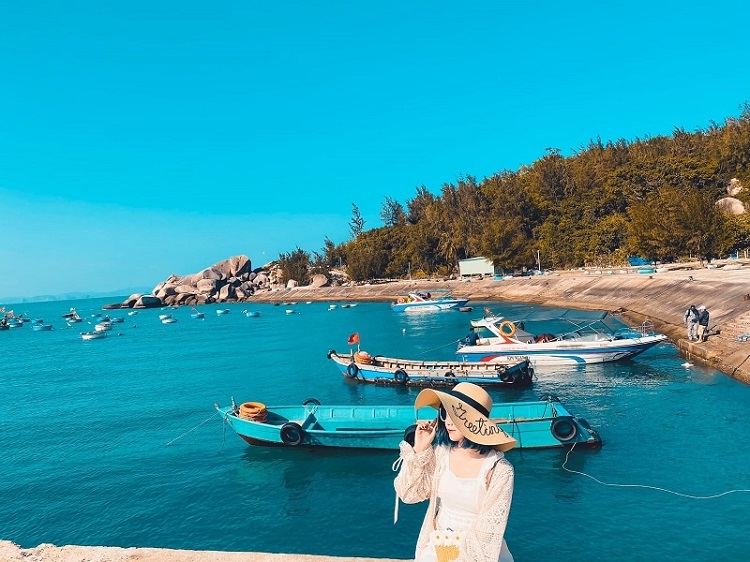 Nghỉ lễ 30/4 đi đâu chơi ? Hãy thử ghé qua Bình Định nhé