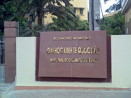 Khám phá “ngôi trường quý tộc” - Đại học Kinh tế Quốc dân