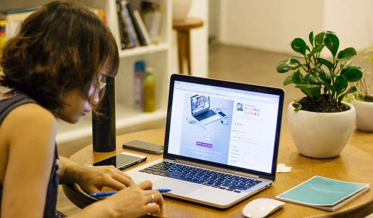 Việc l&agrave;m online tại nh&agrave;