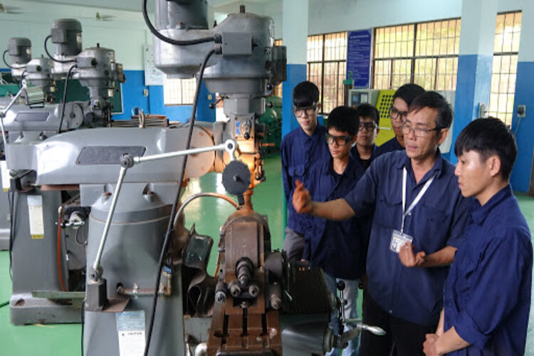 Ng&agrave;nh Cơ kỹ thuật l&agrave; g&igrave;