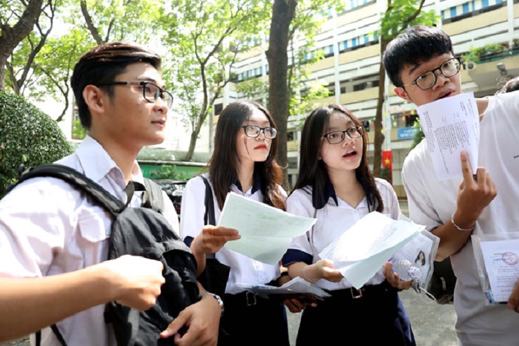 Tư vấn tuyển sinh khối a gồm những ng&agrave;nh n&agrave;o?