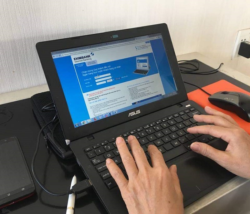 Hướng dẫn đăng nhập dịch vụ Eximbank Internet Banking