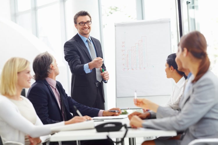 Mức lương của một associate l&agrave; bao nhi&ecirc;u?