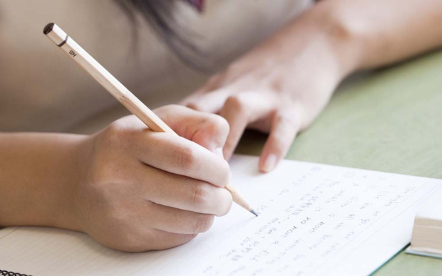 Bài thi cần sạch sẽ, không tẩy xóa