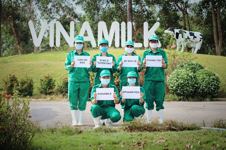 công nhân vinamilk