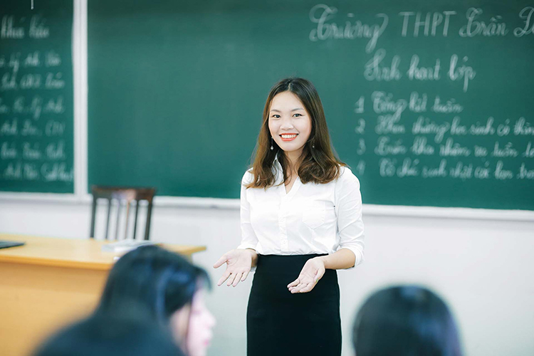 Nghề gi&aacute;o vi&ecirc;n l&agrave; g&igrave;?&nbsp;