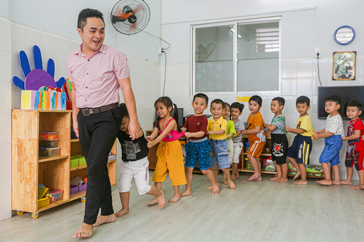 Hướng dẫn c&aacute;ch viết mẫu đơn xin việc d&agrave;nh cho gi&aacute;o vi&ecirc;n mầm non&nbsp;