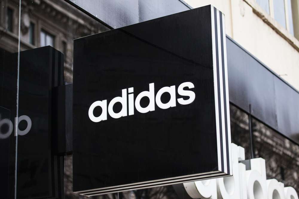 Case Study xây dựng thương hiệu Adidas với chiến lược IMC