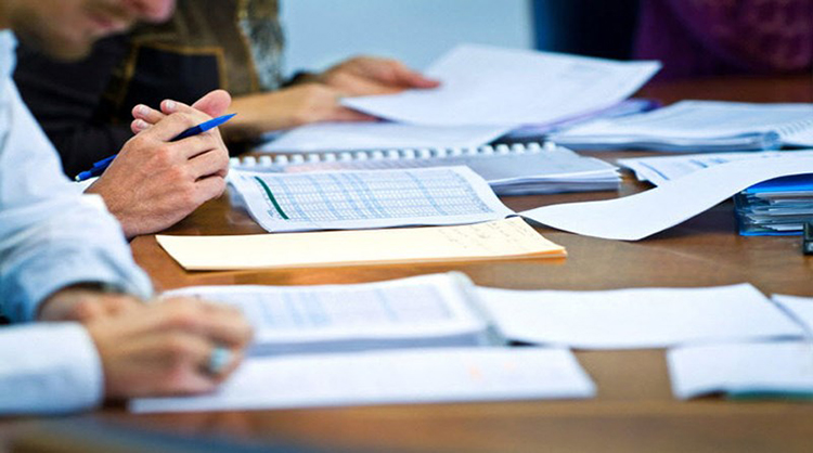 Hồ sơ dự thầu gồm những g&igrave;?